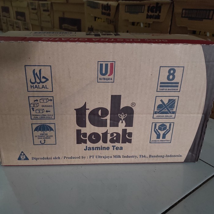 

DISKON - (BISA COD) teh kotak ultra jaya 1 dus isi 24