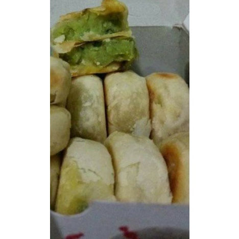 

Bakpia anget di jamin fresh