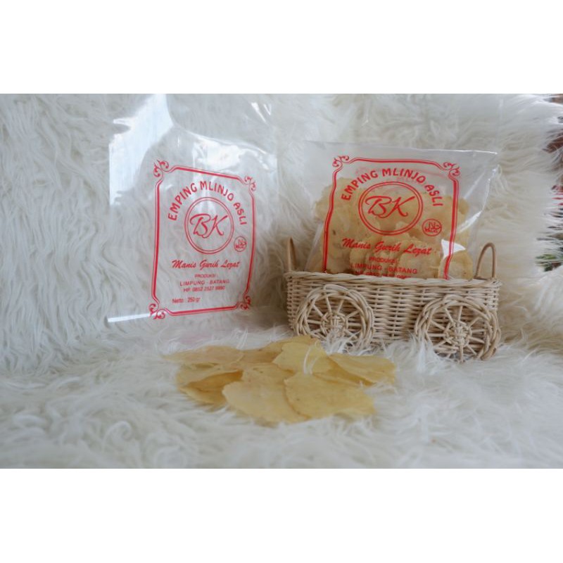 

EMPING MELINJO MENTAH LEBAR (LB) 1000 Gram (1 Kilogram) BK LIMPUNG KUALITAS SUPER/KUALITAS EKSPOR