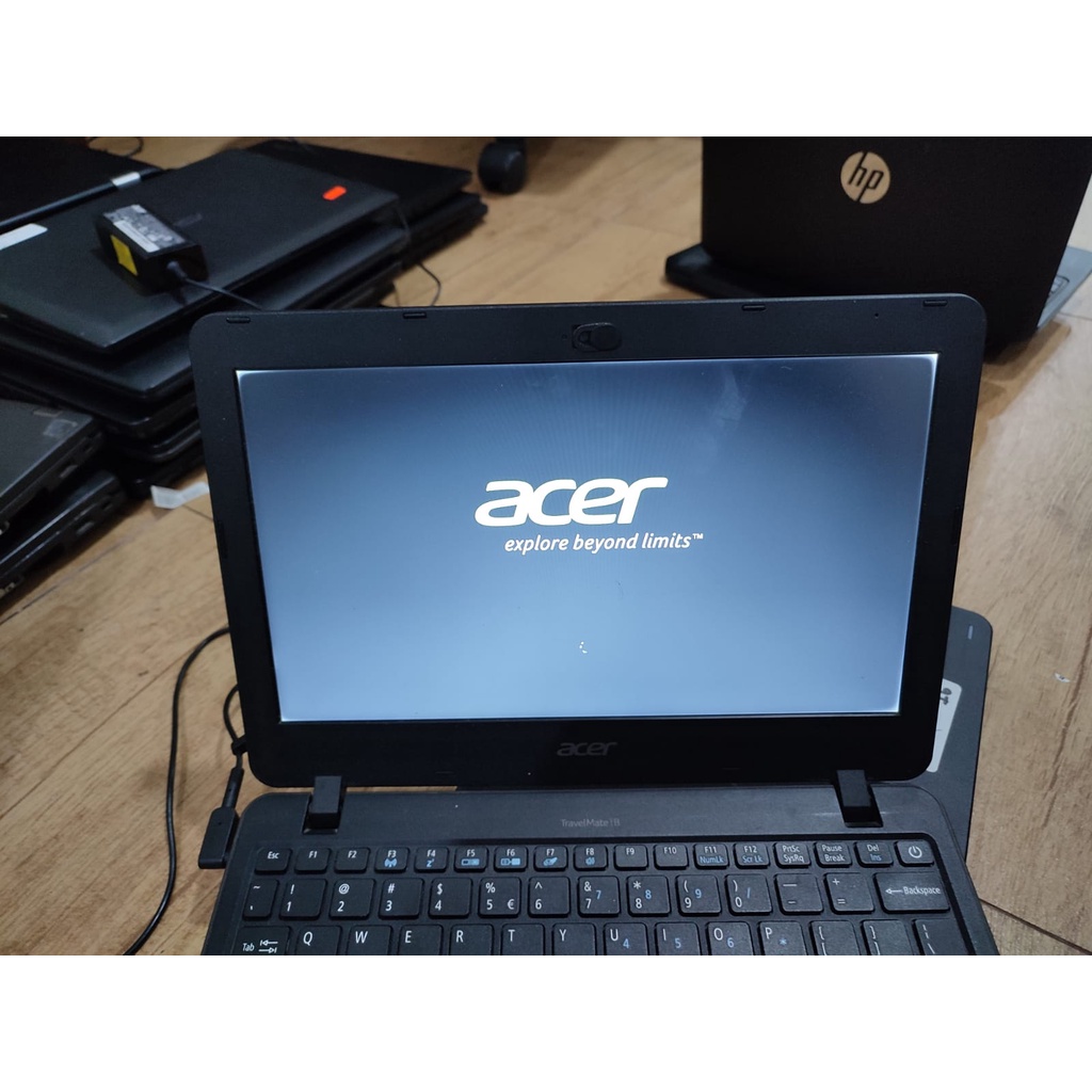 Acer TravelMate B117 Intel Celeron RAM 4GB HDD 500GB Murah