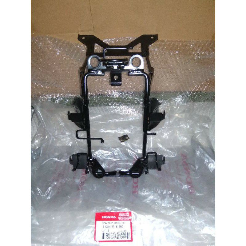 Dudukan Lampu Depan Cb Verza 150 61340K18960