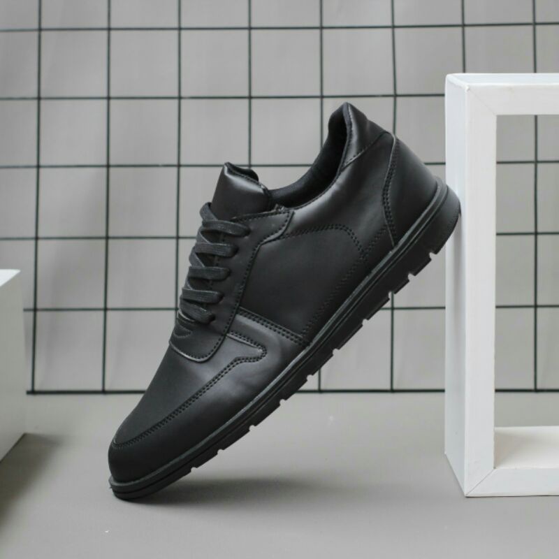 SEPATU FORMAL PRIA CASUAL PERKANTORAN ORIGINAL MUGEN - SepatuFormal Pantofel pria Resmi Formal Hitam Coklat Black Brown Kulit Sintetis Kasual Kantor Dinas Kuliah Gereja Pesta Kondangan Kerja PNS Guru Terbaru Terlaris Murah