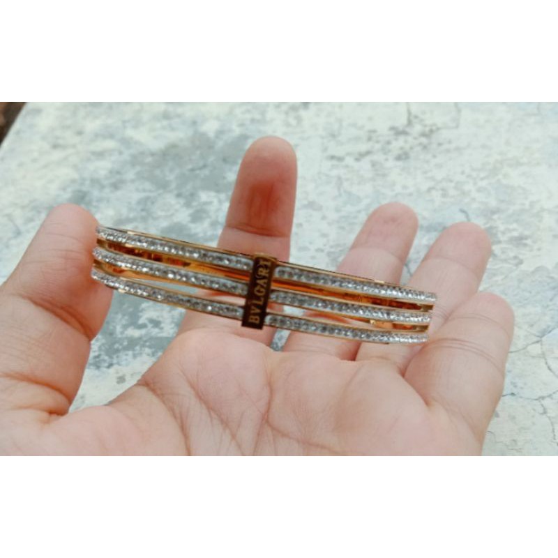 gelang titanium wanita model paling baru