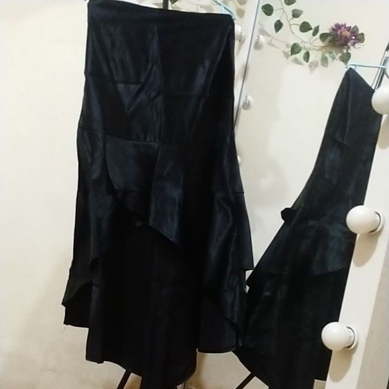 PRELOVED ROK WANITA MURAH-LP74/PB89