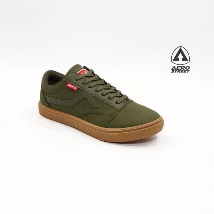 Menarik.. Aerostreet Massive Gum Hitam / Putih / Army / Swallow | Sepatu Sneakers Pria Wanita