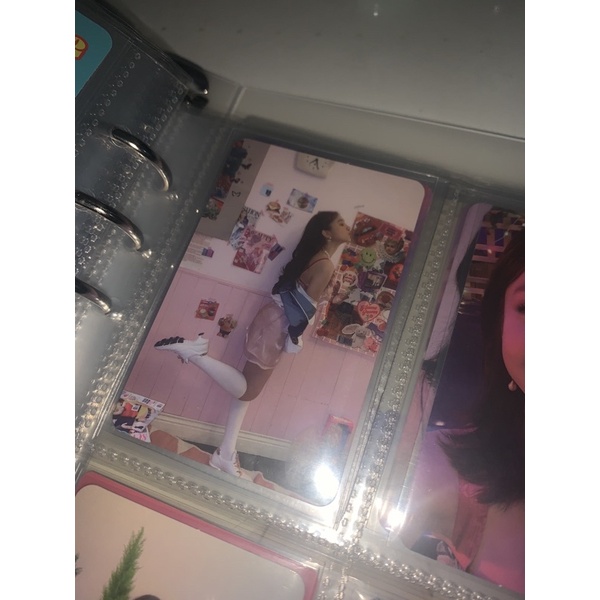 YERI QUEENDOM QUEEN VER PC RED VELVET