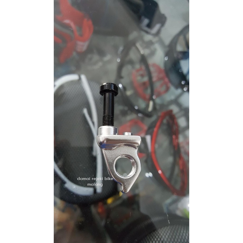 Rear End Thrill Ricochet T140