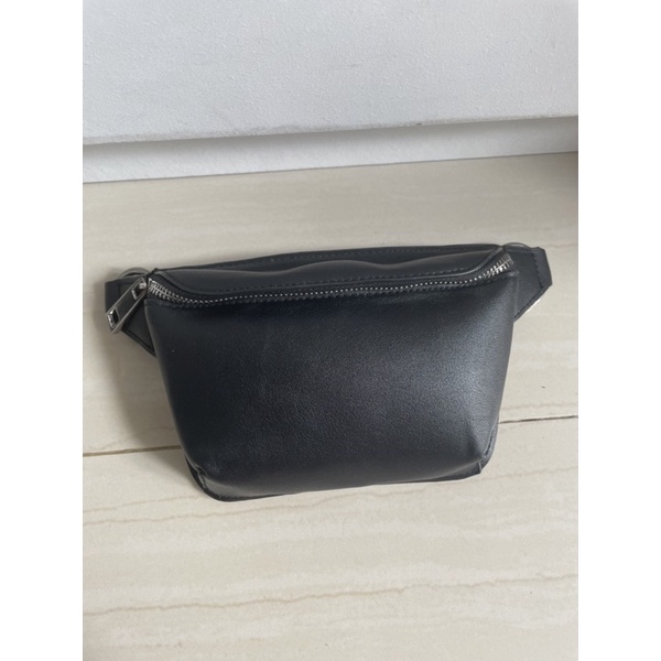 preloved sling bag bershka