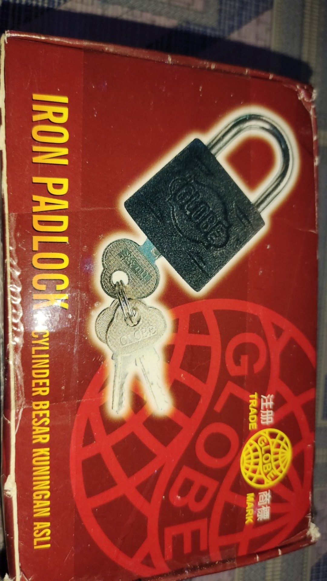 Globe Gembok Hitam 40mm