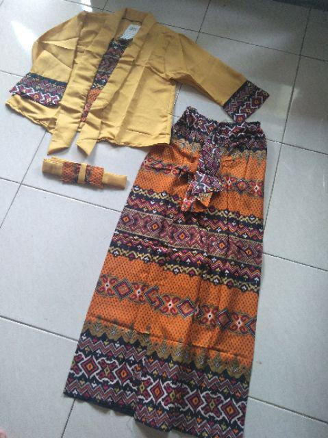 Maura Couple - Sania Ruffle Batik Couple Ndoro Jowi Garansi Termurah Shopee - Couple Ferizka Etnic