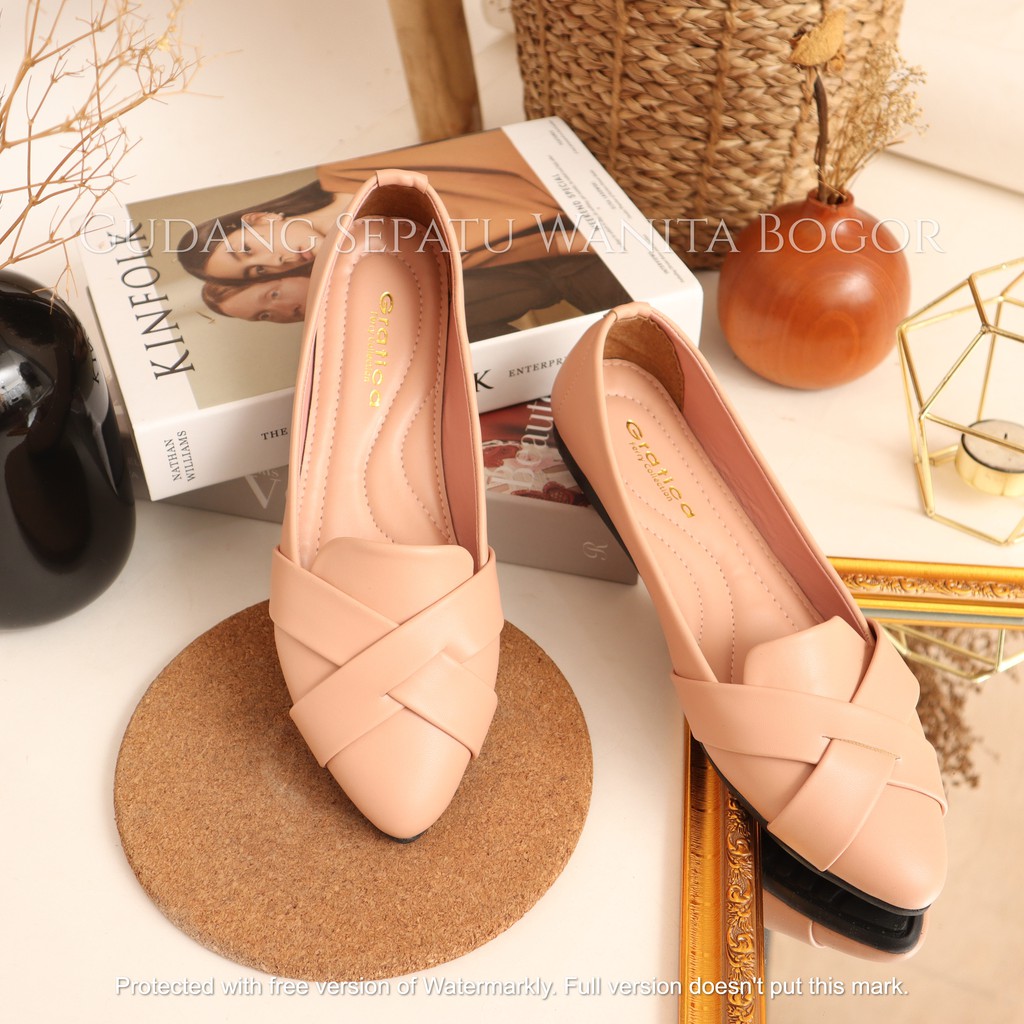 Gratica Sepatu Wanita Flat Shoes Silang Dasi B05 SD