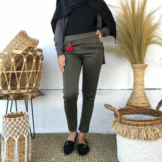 celana scuba pompom (COD)  celana terbaru material scuba