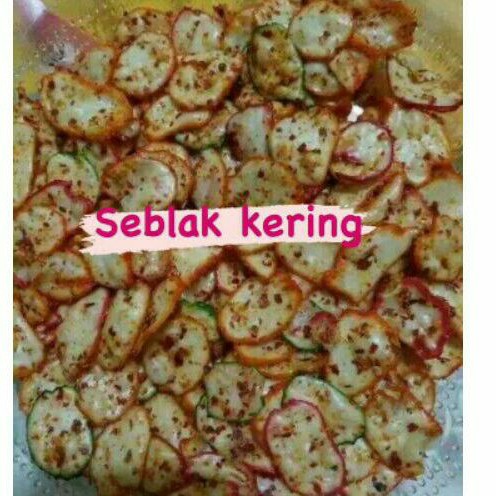 

krupuk seblak kering..pedas gurih dan renyah