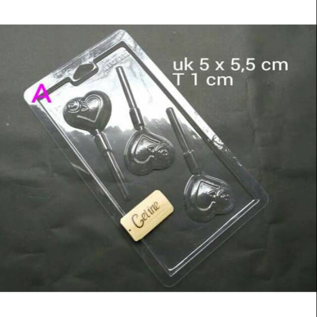 Cetakan coklat mika hati