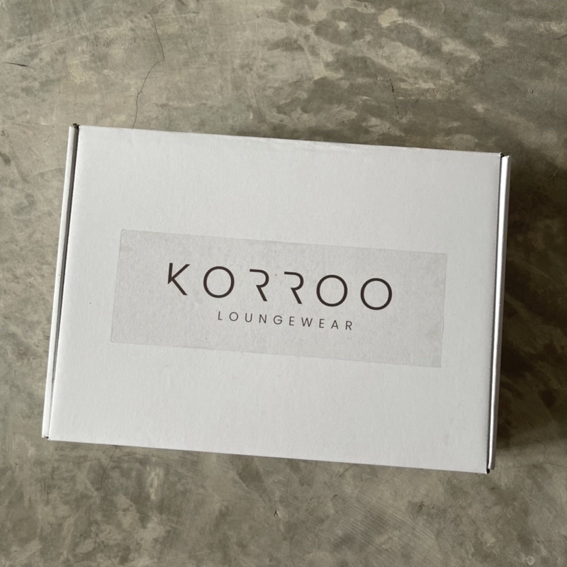 

Korroo - Birthday box + card