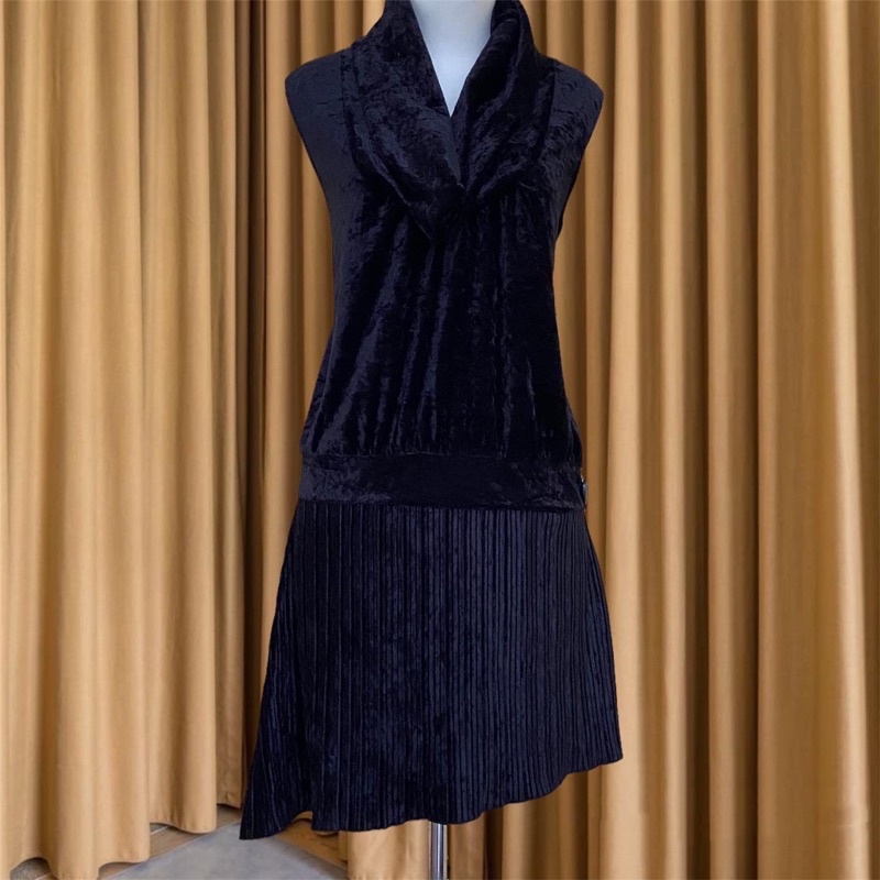 Black dress overall bludru polos