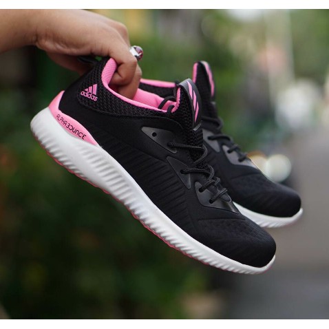 sepatu casual running adidas alphabounce hitam pink cewek woman wanita