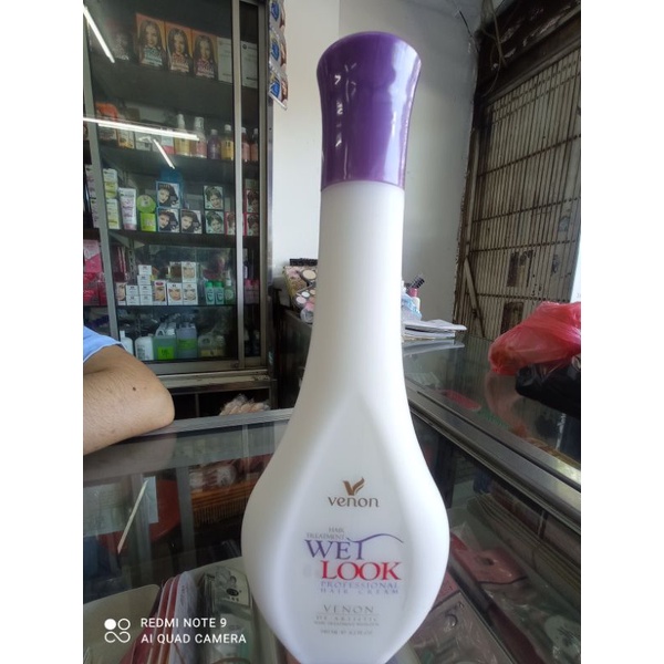 Venon wet look / basah basah rambut keriting