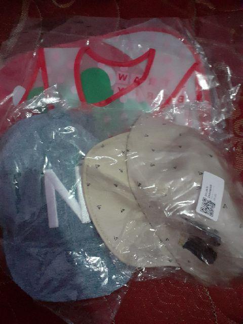 Celemek Makan Dengan Bahan Silikon Tahan Air Dan Gambar Kartun Lucu