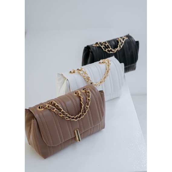 Sling Bag Flicka V 16