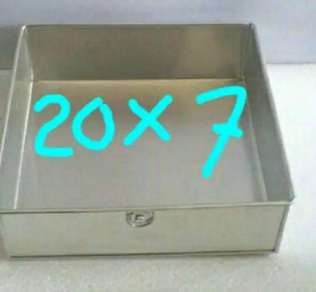 Loyang Kotak 20x7 Cm