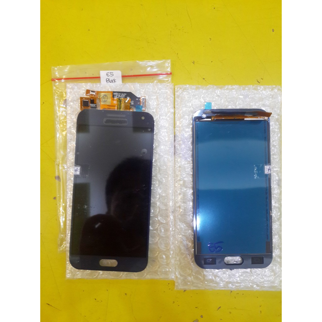 Samsung E5 Black Lcd Ts