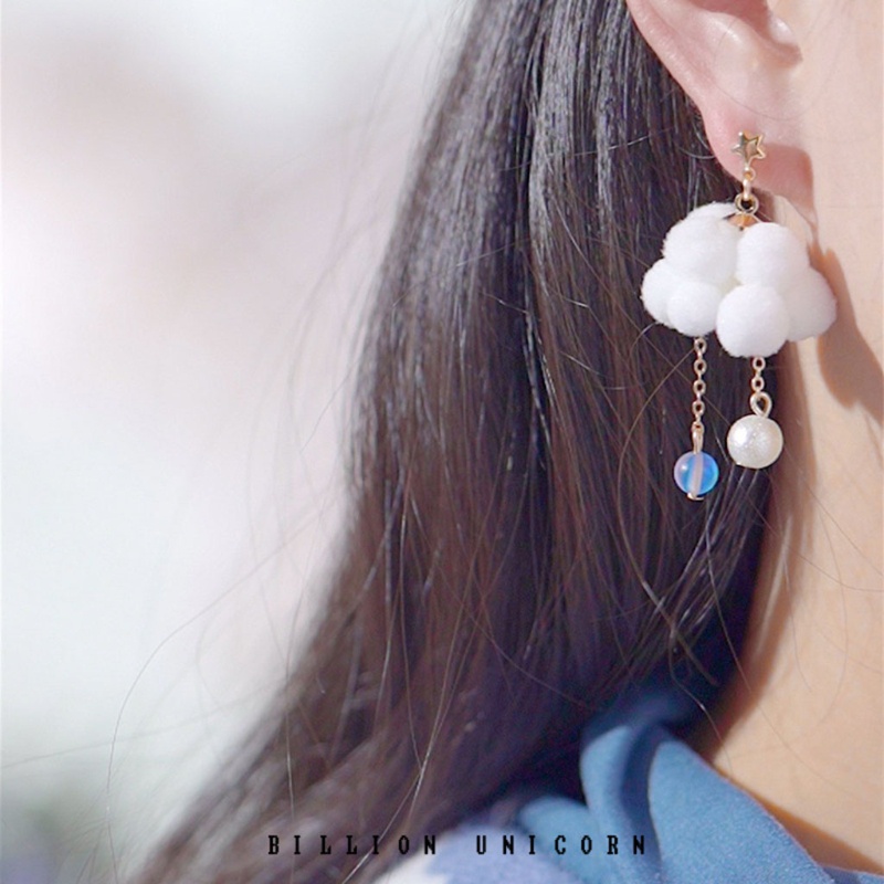 Siy Anting Tusuk Gantung Desain Awanpompom Warna Putihbiru Gaya Romantis Untuk Wanita 2021