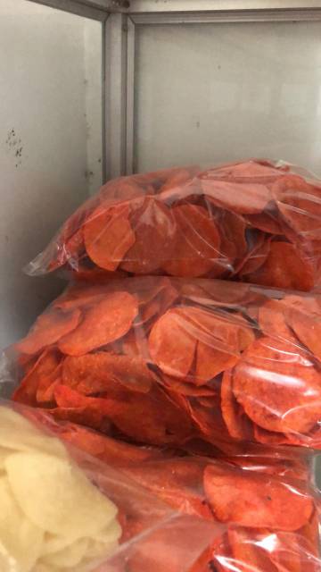 

Gooku 28 Store Krecek Krupuk Kentang Balado Besar Mentah (500 Gram)