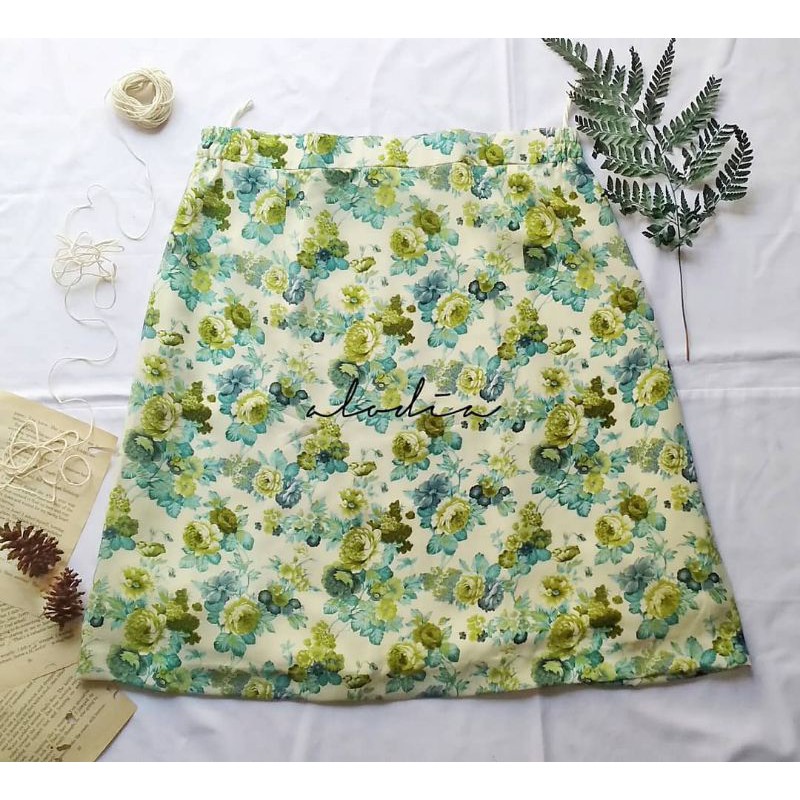 ROK KANTOR KERJA KULIAH WANITA / ROK VINTAGE KOREA KASUAL KEKINIAN PENDEK KUNING HIJAU BUNGA FLORAL 