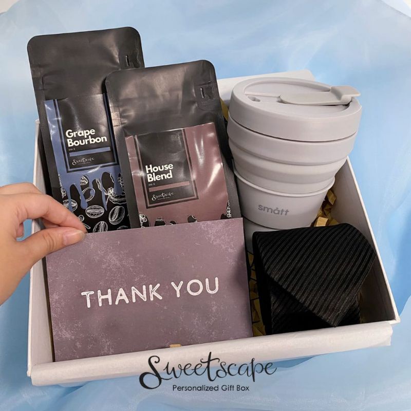 

Gift Box Package 334-Paket Hampers 334 - Hadiah Ucapan Terima Kasih