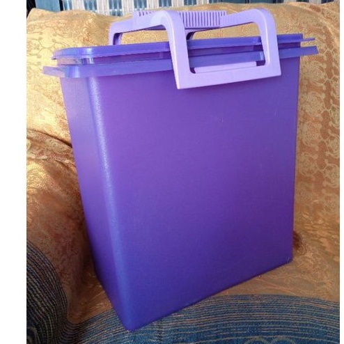 Keep n carry jumbo 10 L tupperware preloved NO NEGO FREE Bubble wrap