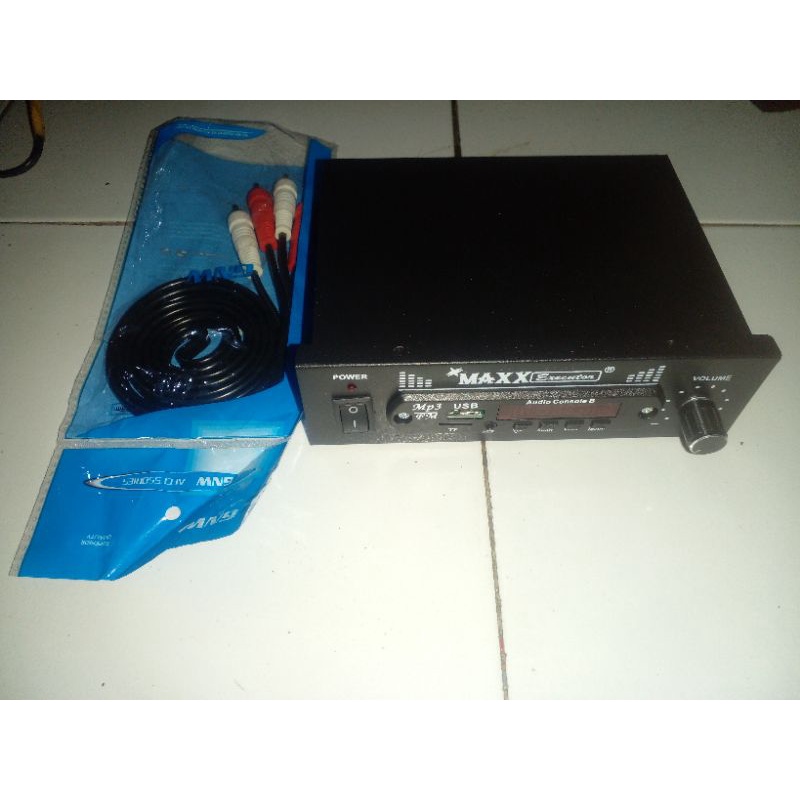rakitan mp3 bluetooth box besi dan preamp mic