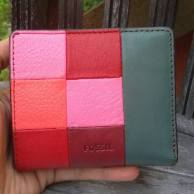 Dompet Fossil second