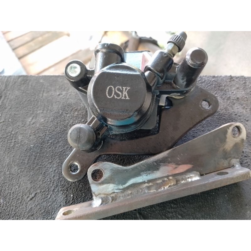 breket + kaliper absolute/blade cakram blakang vario 125/150 old
