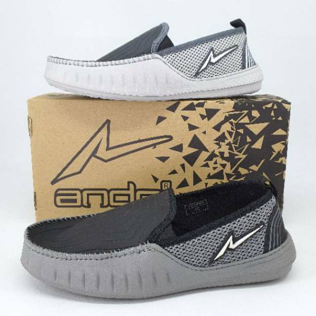 Sepatu Slip On Pria ANDO WARNER BARRAM (39-43)