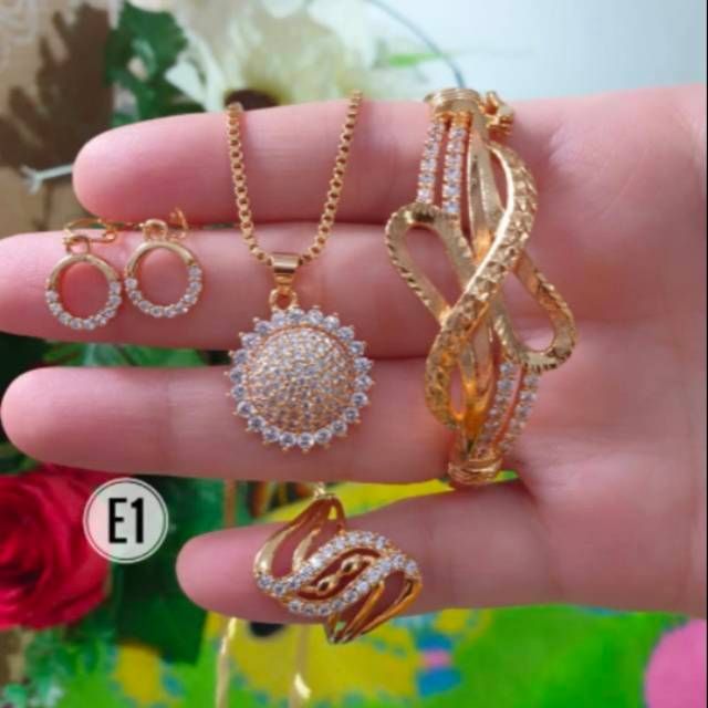 perhiasan xuping set lapis emas