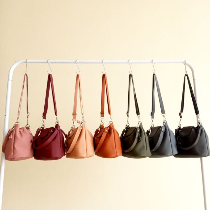 Clara serut by Gabia Tas serut halus tas tahan air waterproof