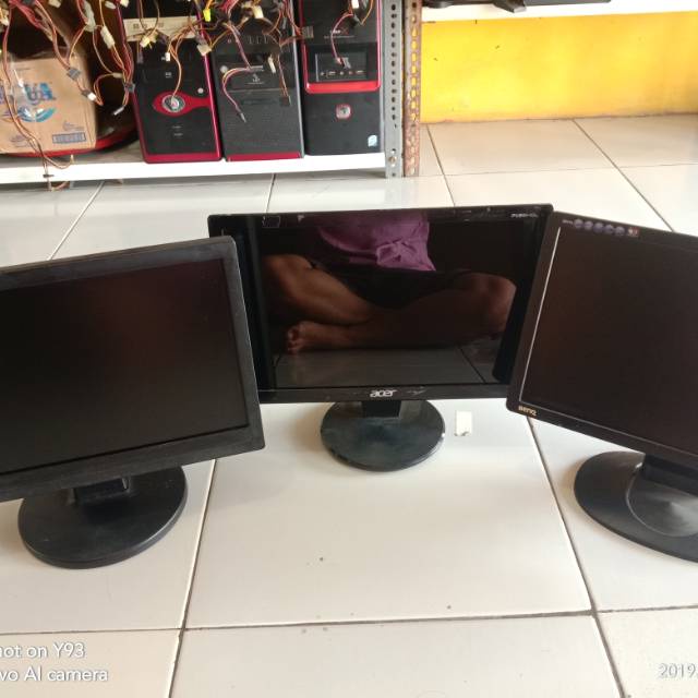 COD Monitor Komputer Merk LG 14 Inch