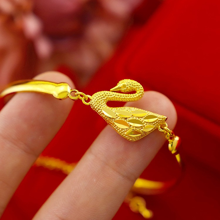 Gelang Wanita Emas Bahan Titanium Anti Karat Dan Tidak Mudah Luntur Dengan Lapis Emas 375-303-GELANG3