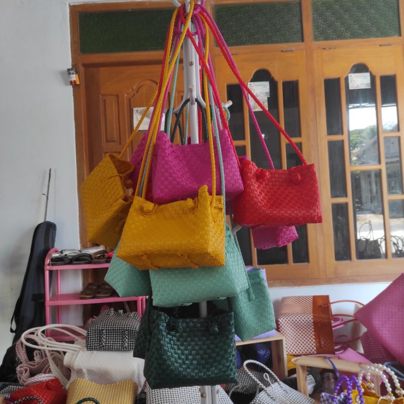 Tas anyam plastik size Xs Slempang bahan jali premium