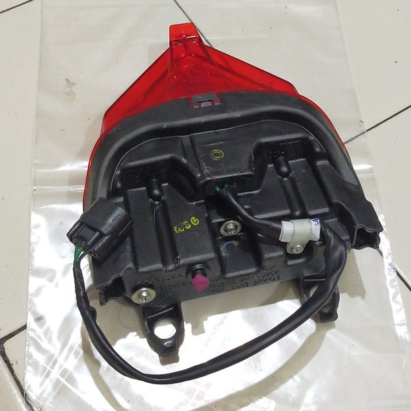 lampu stop belakang CBR 250 rr K64 original