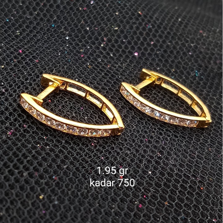 Anting Emas 17 K - 1.95 gr Kadar 750 - 2892