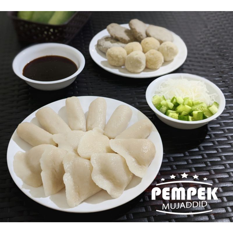 

Pempek Palembang Mujaddid Cemilan Enak Asli Tenggiri
