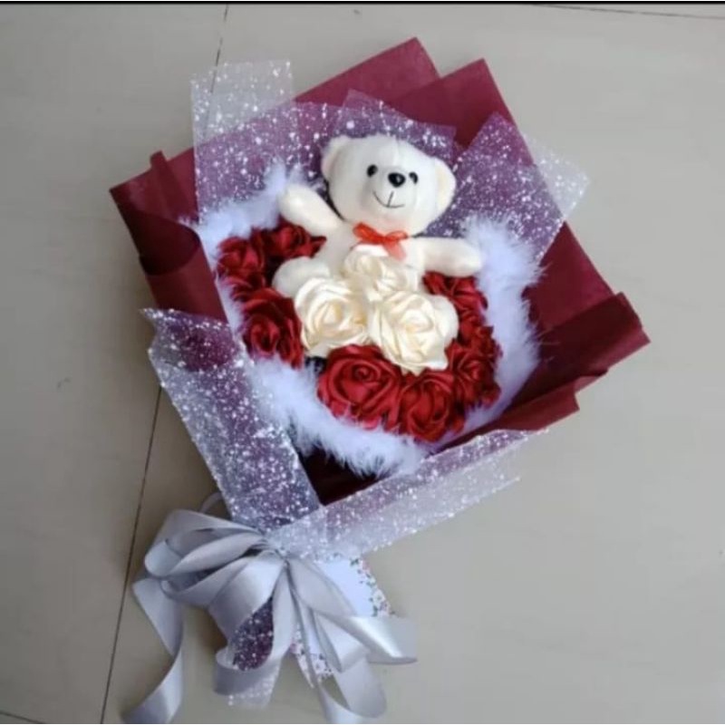 Buket bunga palsu / Buket boneka beruang / Buket boneka wisuda / buket hadiah ulang tahun, anniversa