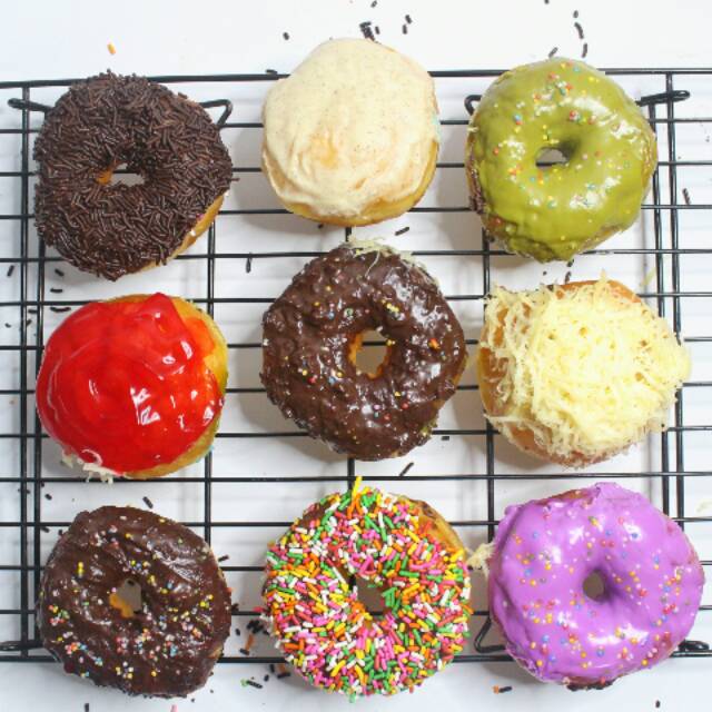 

PROMO BIG DONUTS ZAIN FLUFFY (isi 6 pcs)