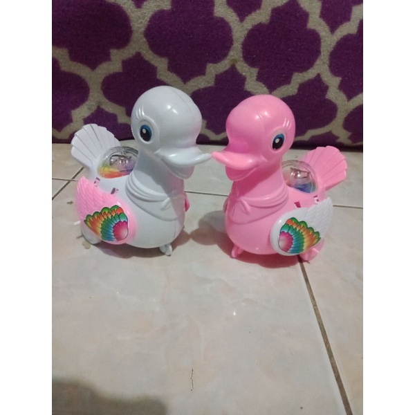 mainan bebek tarik jalan dan nyala_mainan anak_bebek bebekan