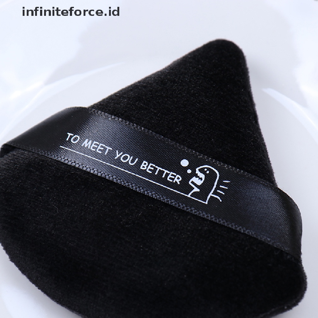 Infiniteforce.id Spons Puff Mini Bentuk Segitiga Bahan Katun Satin Velvet Untuk Makeup / Kosmetik Wanita