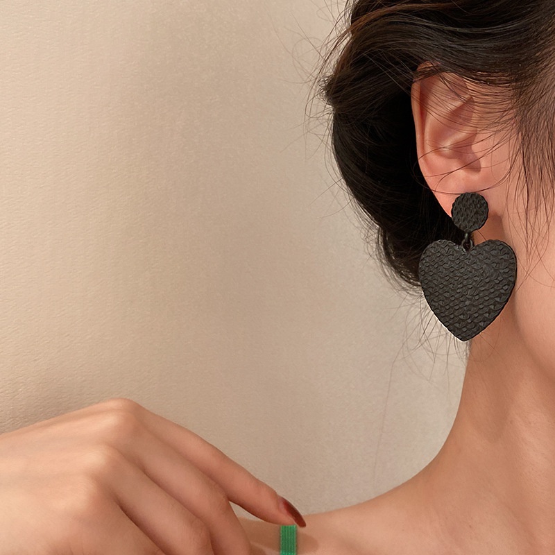 Anting Tusuk Desain Bunga / Daun Hollow Warna Hitam Untuk Wanita