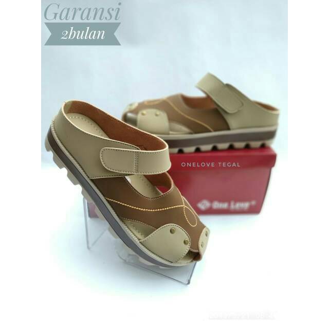 ONE LOVE / Tutong Wedges