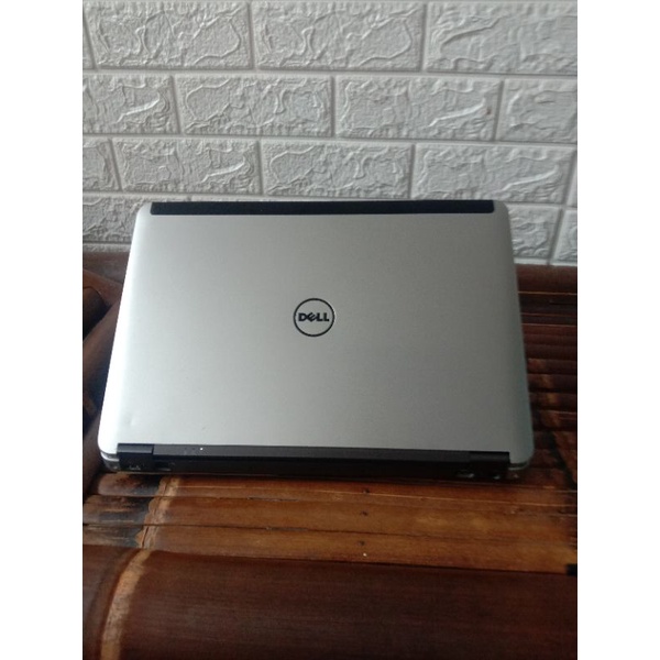 laptop dell built up ram 8 gb HDD 500 gb second kokoh dan tangguh merk dell